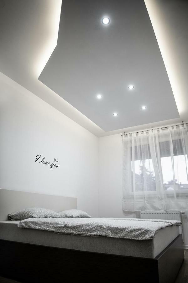 Sauna - Flexible Selfcheckins 6 - Zagreb - Garage - Electric Vehicle Ccharger - Loggia - New - Luxury - Apartments Repinc 6 Esterno foto